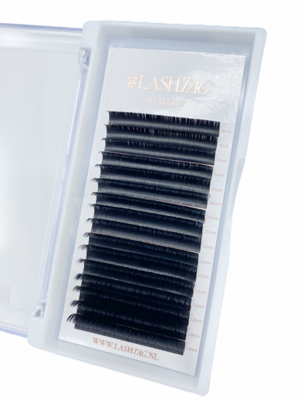 FlatLashes,